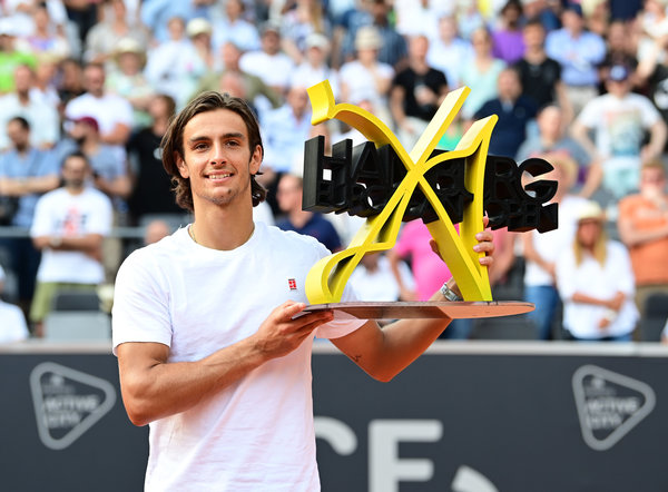 通过增加边 通过增加边