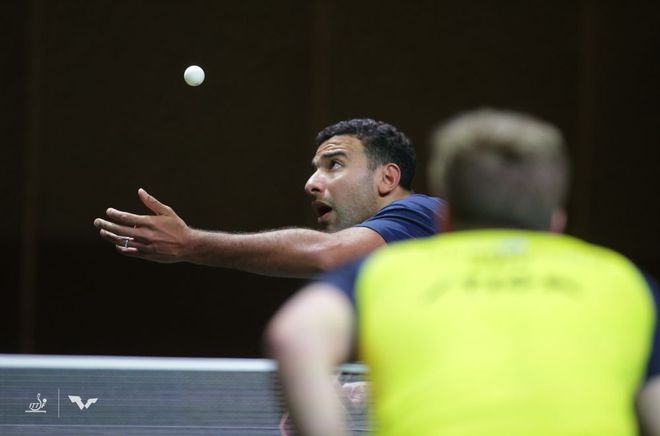 這顯示出球 這顯示出球