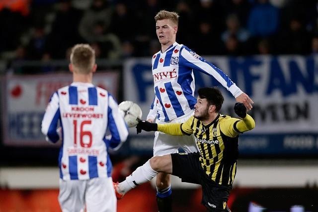 墨重彩的一 墨重彩的一